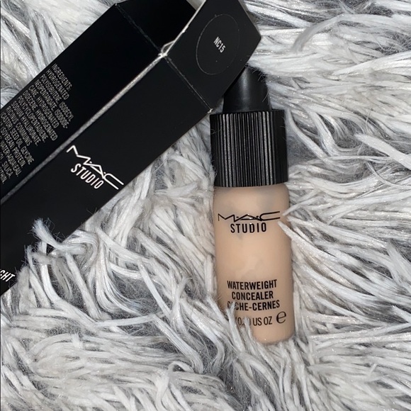 MAC Cosmetics Other - Mac Cosmetics waterweight concealer - NC15